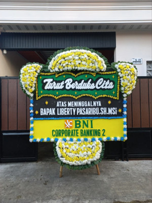 Papan Bunga Duka di Marikit